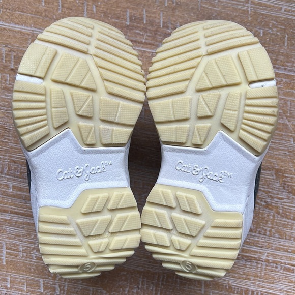 Cat & Jack Toddler Ari Apparel Sneakers - Picture 8 of 8